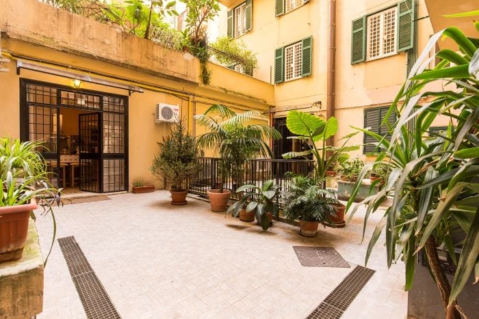 Alojamiento con plantas de Airbnb accesible para sillas de ruedas en Roma