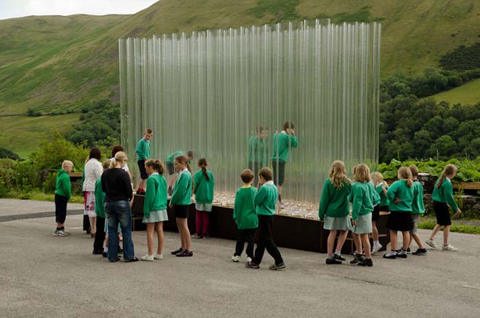 Proyecto Organ of Corti arquitectura sensorial niños alrededor de la estructura