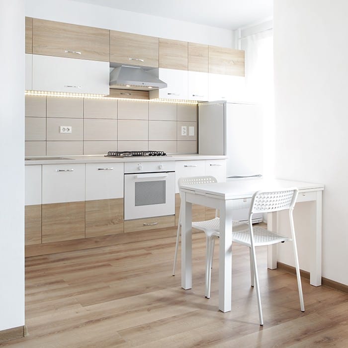 suelo laminado estilo madera cocina