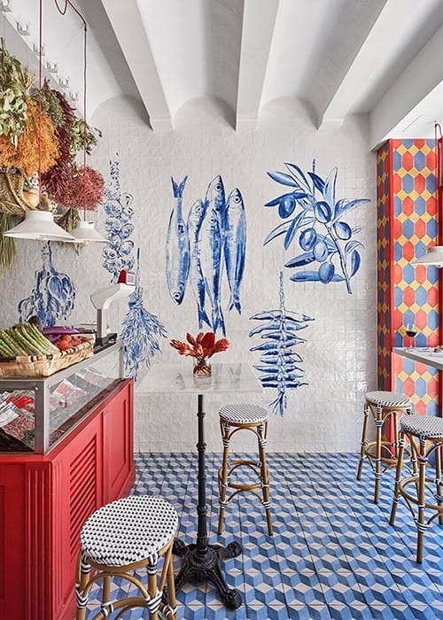 Ultramarinos Pirulo, un bar en el que lo tradicional y lo moderno se juntan