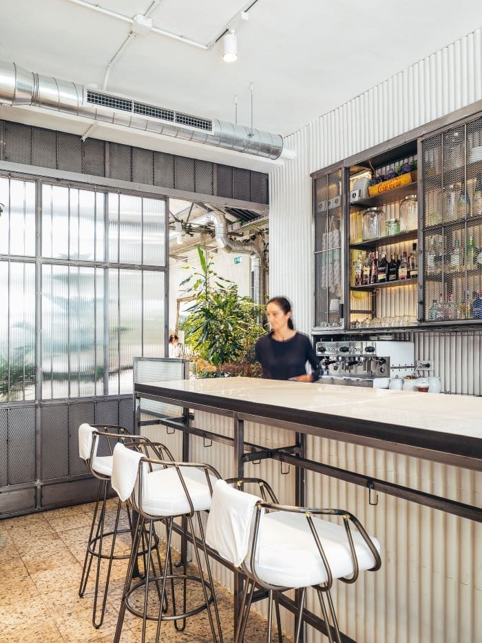 Barra-de-restaurante-Ovillo