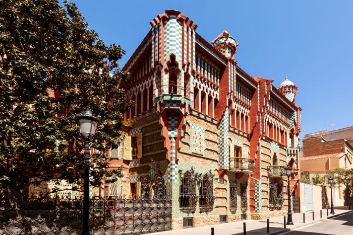 Fachada de Casa Vicens, de Antonio Gaudí