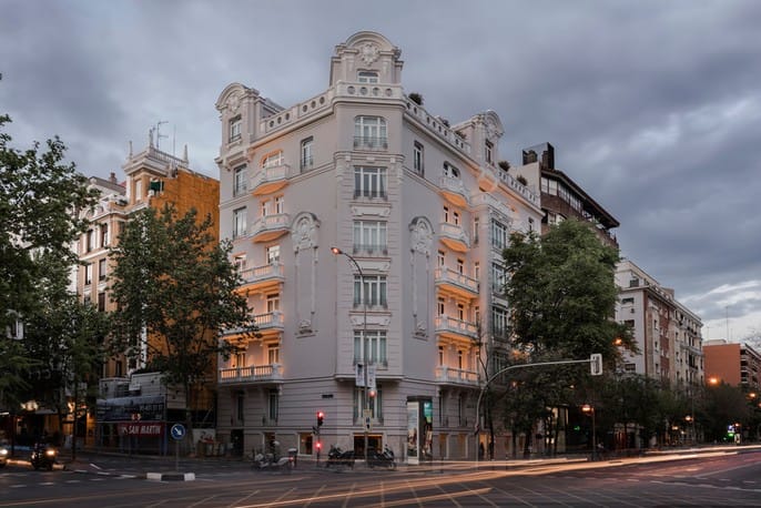 fachada exterior del hotel Heritage Madrid