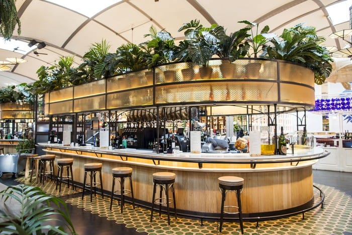 Barra de vinos en El Nacional