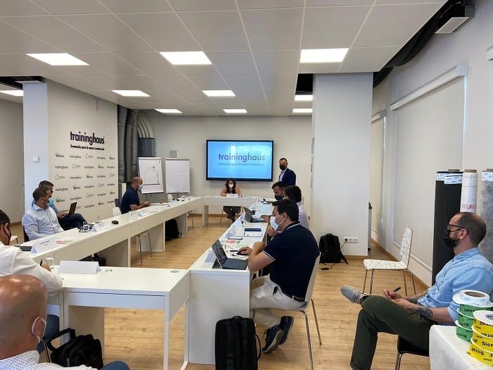 Mesa redonda con los componentes del encuentro de prescripción S. XXI