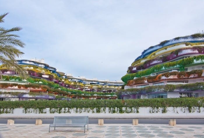 fachada apartamentos colores