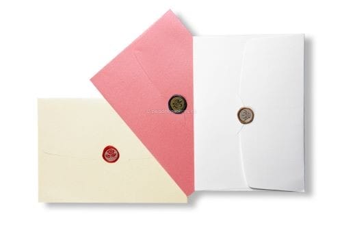 sobres-elegantes-con-sellos-de-lacre para invitaciones de boda
