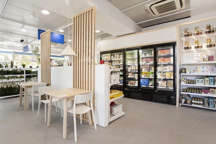 Zona de restauración en la nueva tienda de IKEA en las Rozas de Madrid