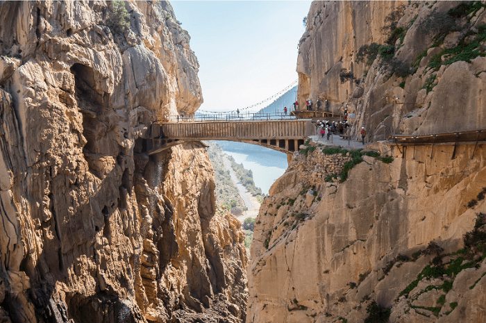 El-caminito-de-rey-en-Andalucia