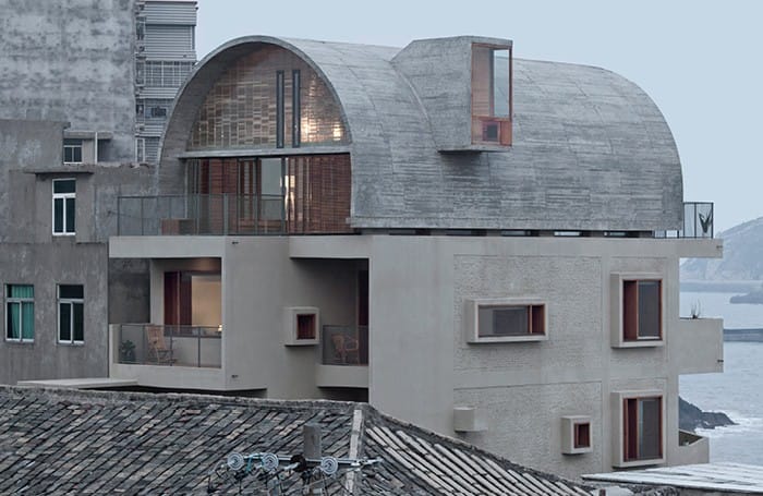 vivienda semicirculo gris beige