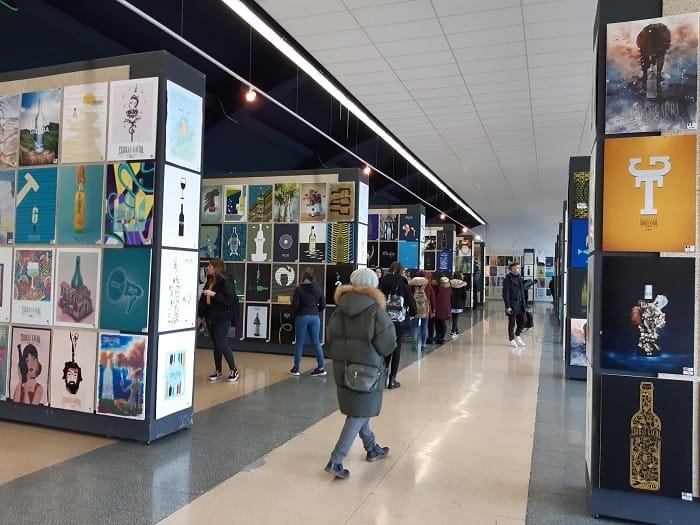 Pasillos del Evento de la bienal internacional de cartelismo Terras Gauda