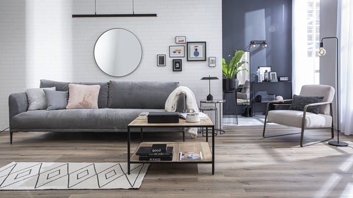 salon madera grises sofa mesilla