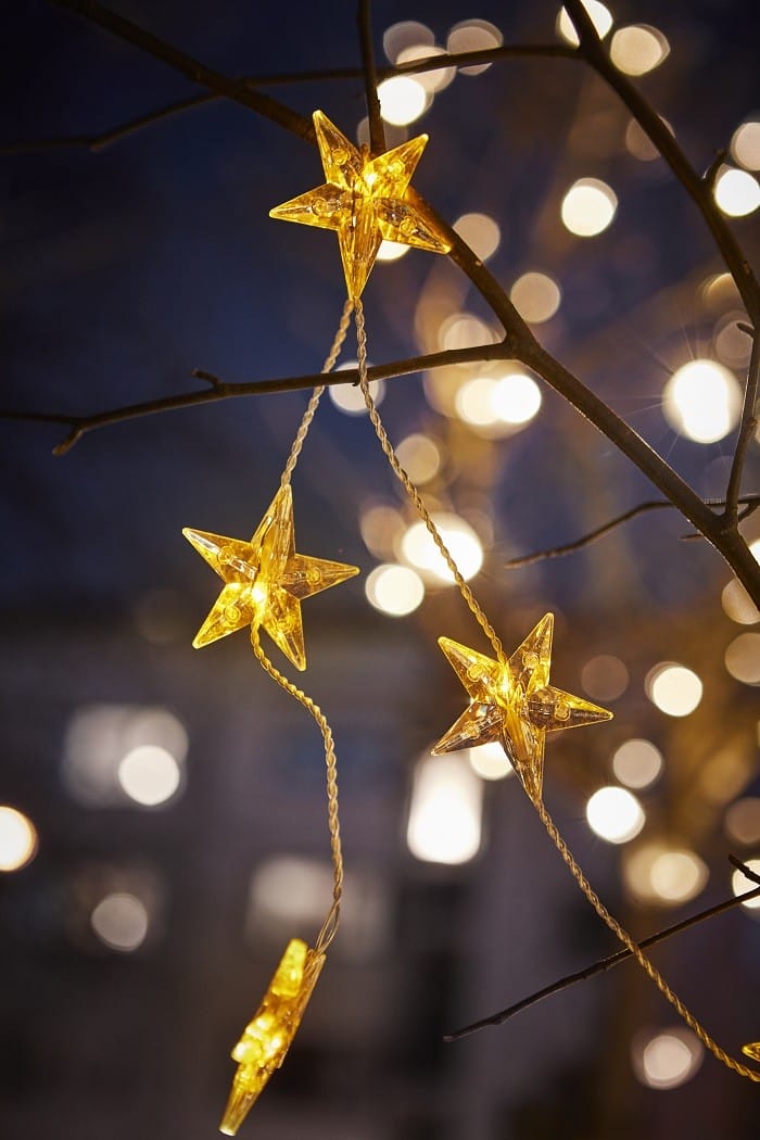 guirnalda para decoración navideña con estrellas luminosas