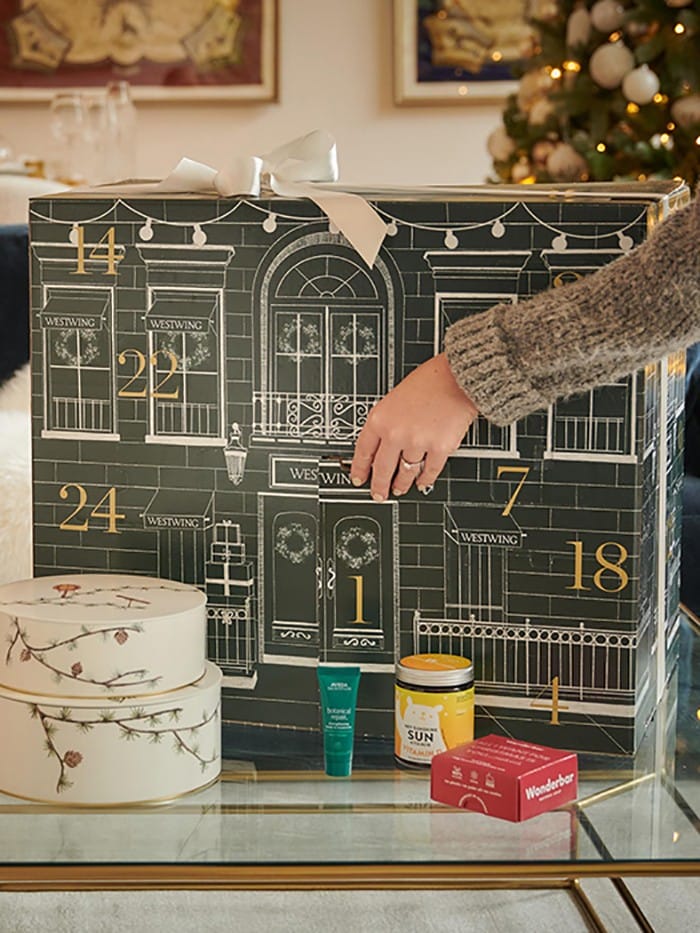 calendario de adviento en forma de casa