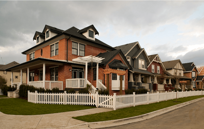 Grandes casas con jardín