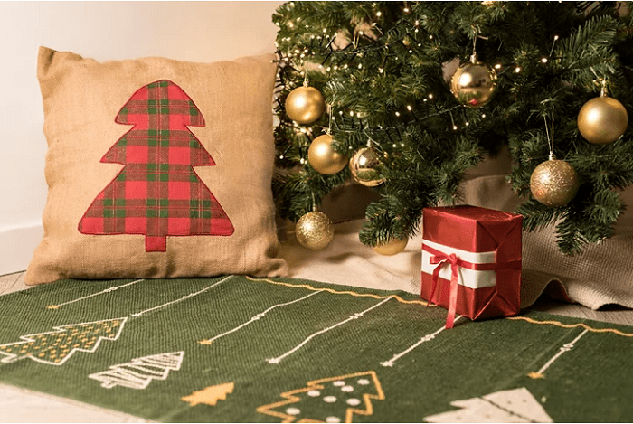 cojín de yute navideño tradicional