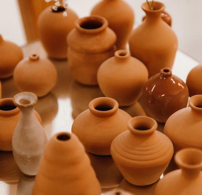 DIY: cómo dar un aspecto de cerámica a cualquier jarrón u objeto decorativo