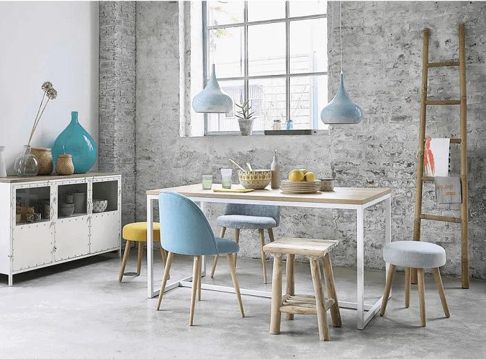 diferentes tipos de taburetes de Maisons du Monde