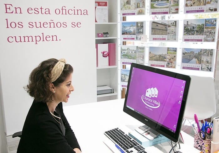 agente inmobiliaria javea