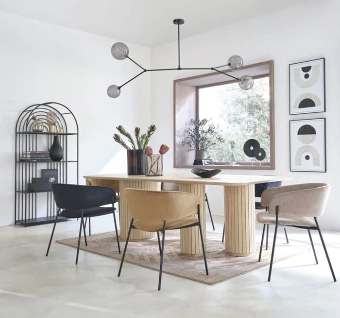 comedor decoracion bold sillas lampara