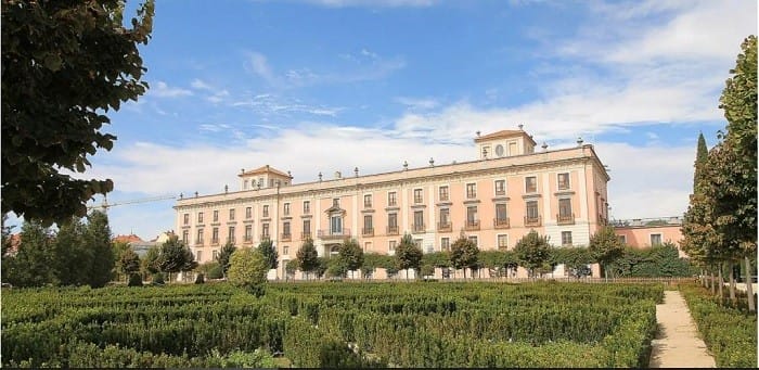 Palacio de la serie La Cocinera de Castamar