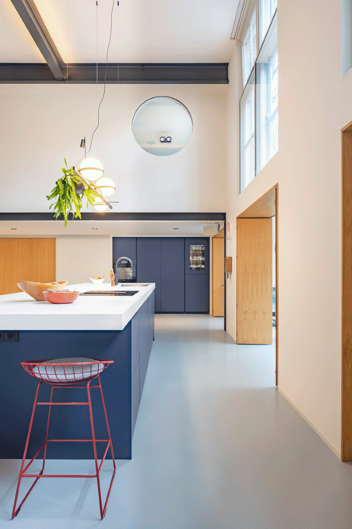 isla de cocina en un loft