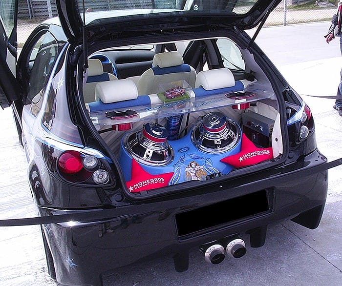 sistema de sonido para coches