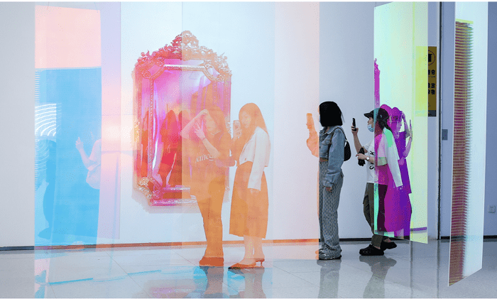 exposición de la artista Sali Muller en Marbella