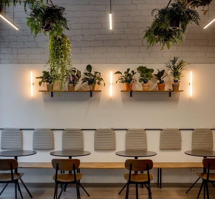 mobiliario de local en Bilbao