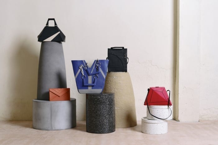 Bolsos "Made in Ubrique" y de inspiración arquitectónica que aúnan lujo y arquitectura