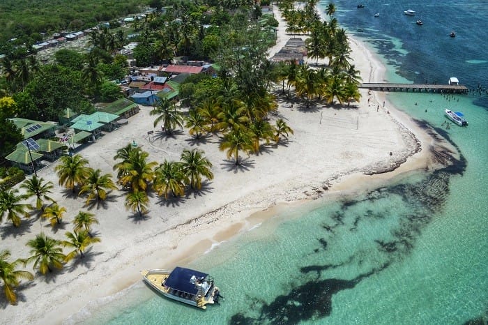 playa exótica del Caribe