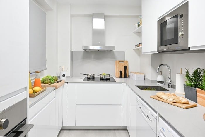 El paso a paso para convertir tu piso en un hogar moderno y diáfano