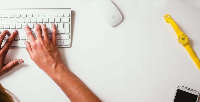 escribiendo en teclado