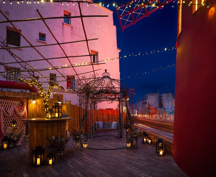 exterior terraza de Moulin Rouge