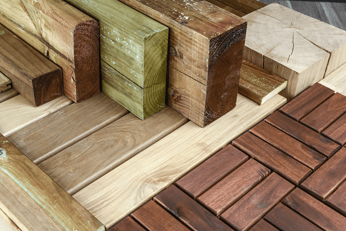 madera para el suelo de tu jardín exterior