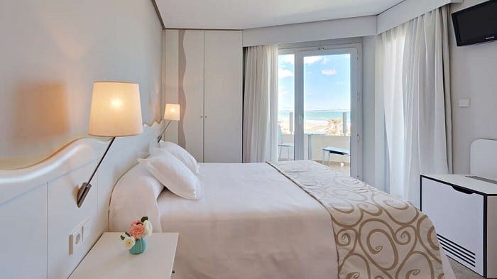 dormitorio doble en hotel meridional