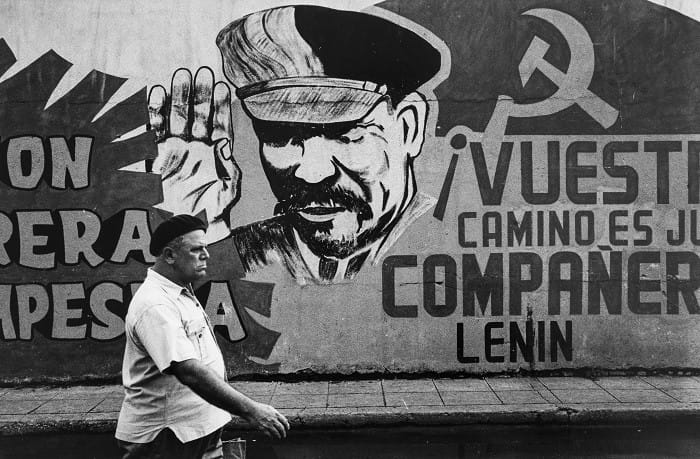 fotografía de compañero de Lenin