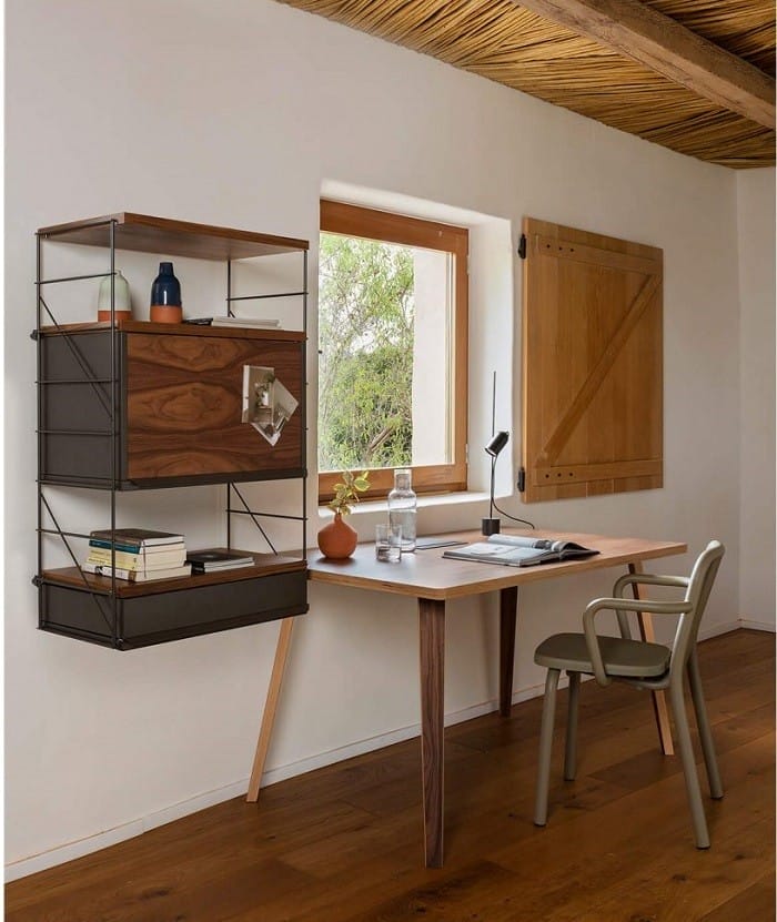 estantería modular de diseño de madera colgada en pared