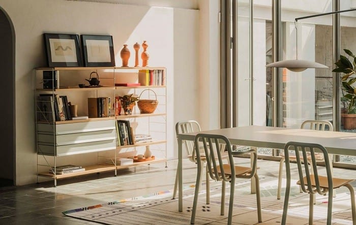 estantería modular de diseño en salón