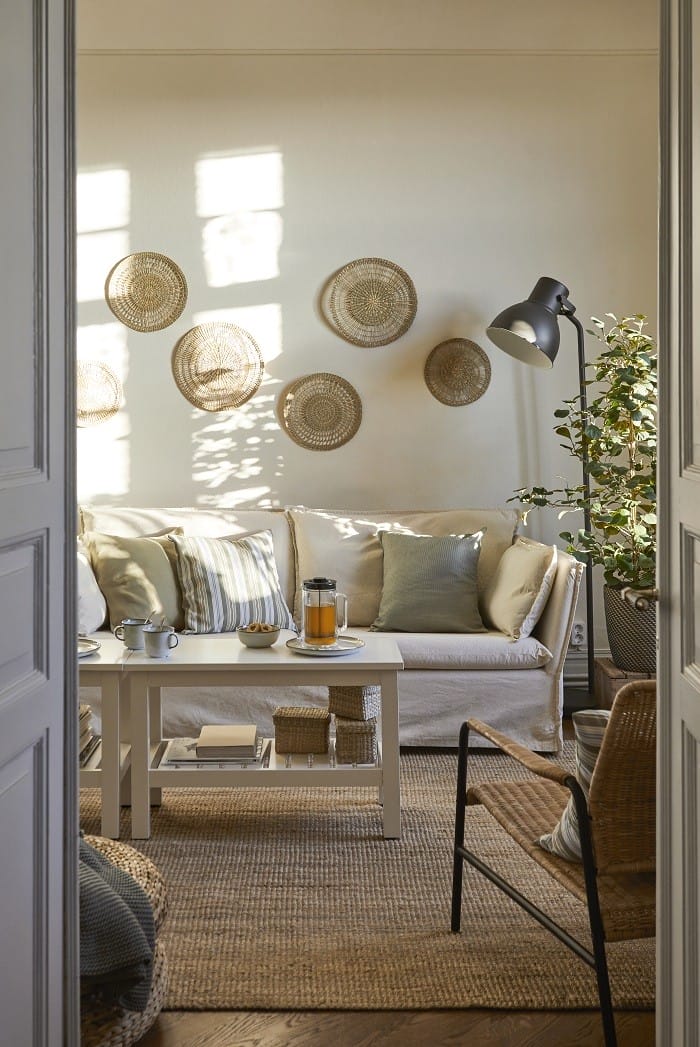salón con materiales naturales