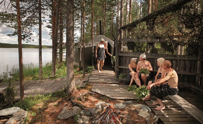 3 maneras finlandesas de disfrutar de un buen baño de vapor en época de calor