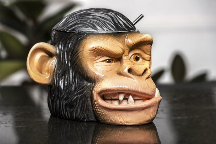 Cóctel con cara de mono