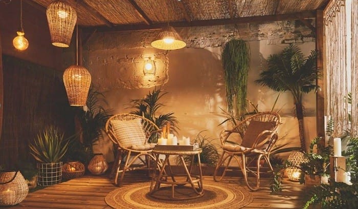 terraza con ambiente decoración chill out