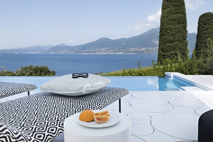 piscina de una villa de Italia