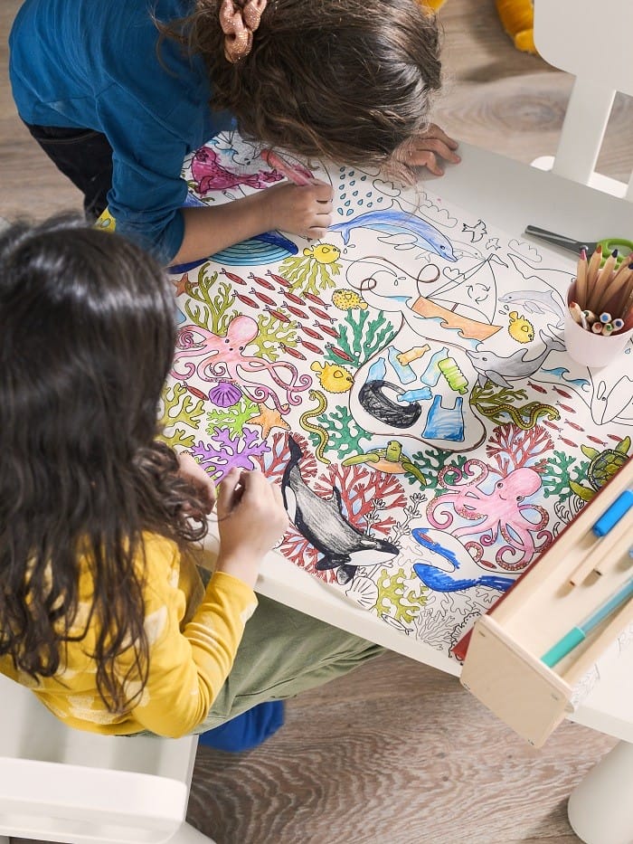niños pintando con ikea