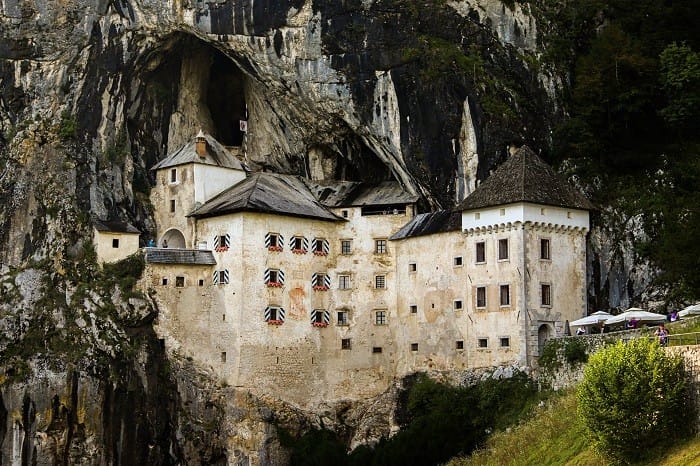 Castillo de Predjama Eslovenia