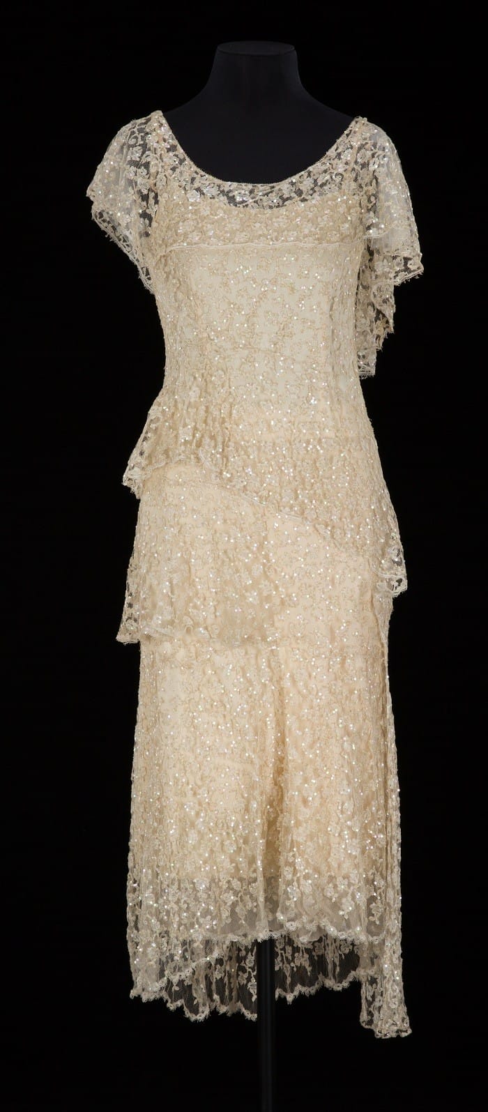 vestido elegante de Chanel para noche