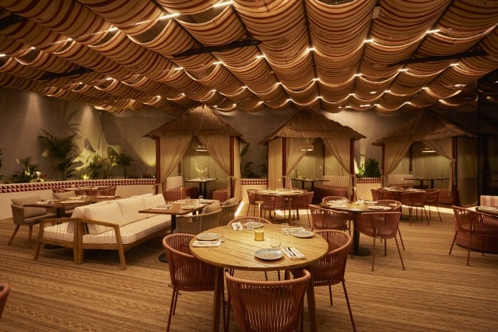 Viaja a Indochina y a Japón a través de la decoración de "Le Macao"