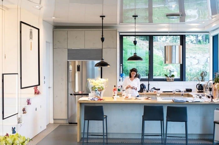 cocina de la casa blanca en Sokcho
