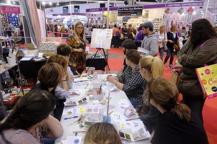 grupo de mujeres en creativa Barcelona 2019